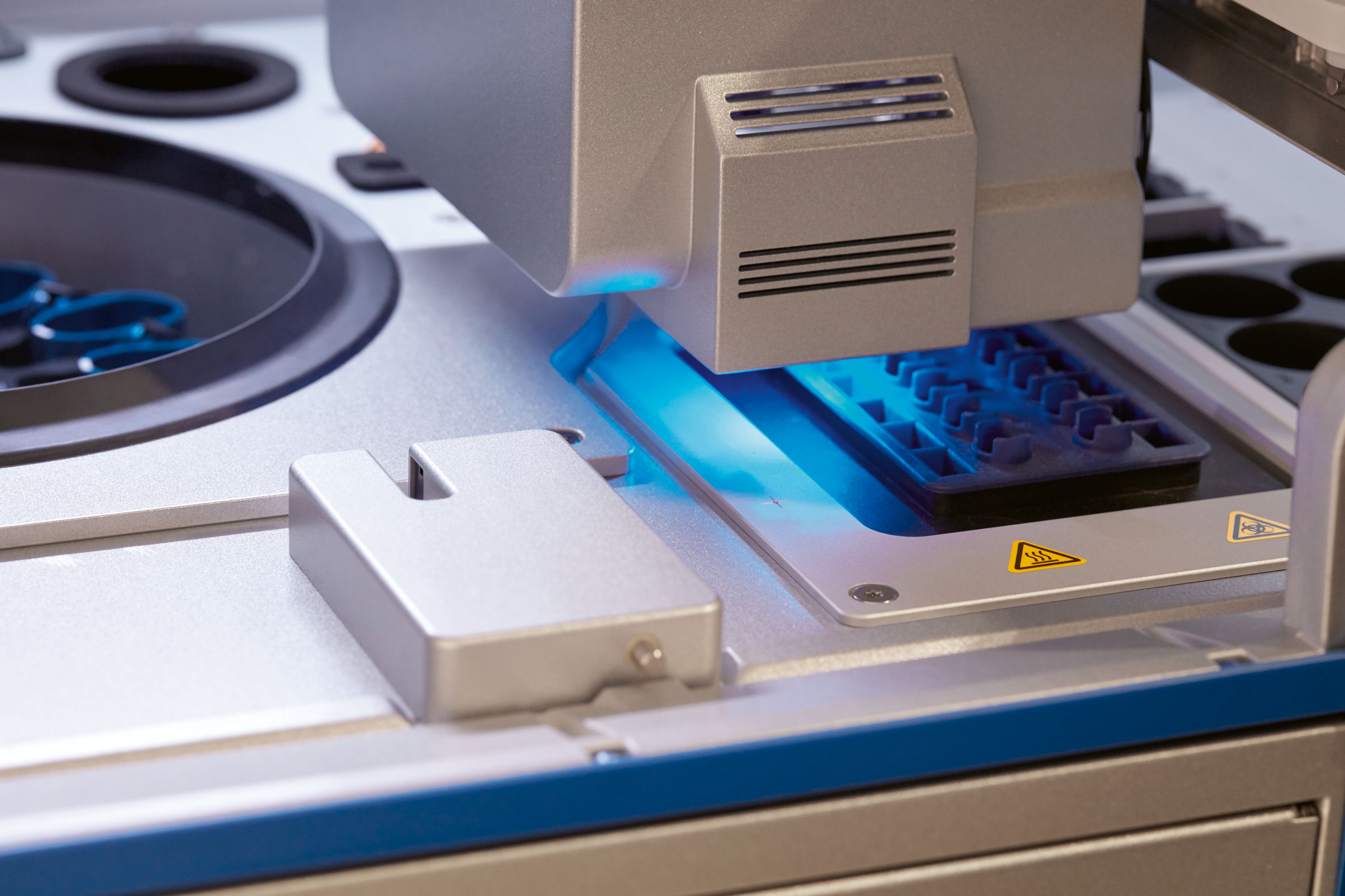 10 Advantages of UV LED Technology for PCR-Grade Decontamination